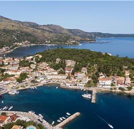 3 bedroom villa with heated pool in Kassiopi, Corfu, sleeps 6